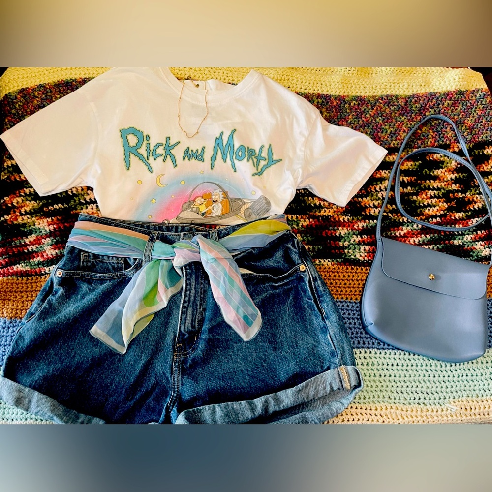 Rick&Morty tee $15 Wild Fable denim shorts $10 Light blue cotton on purse $10